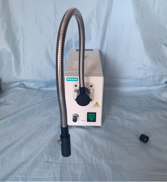 equipment：Cold Light Source